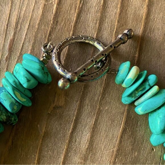 Turquoise-colored Nugget Slab Heishi Statement Necklace - Picture 6 of 12